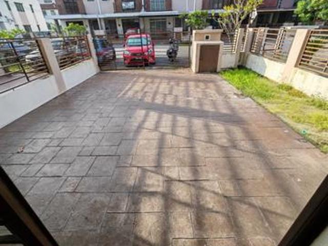 TERMURAH Taman Saujana Klia Sepang Double Storey Terrace House