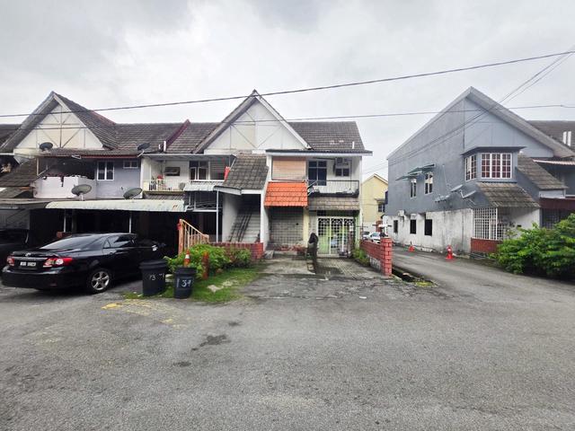 TERMURAH Townhouse Taman Bukit Teratai Ampang Selangor