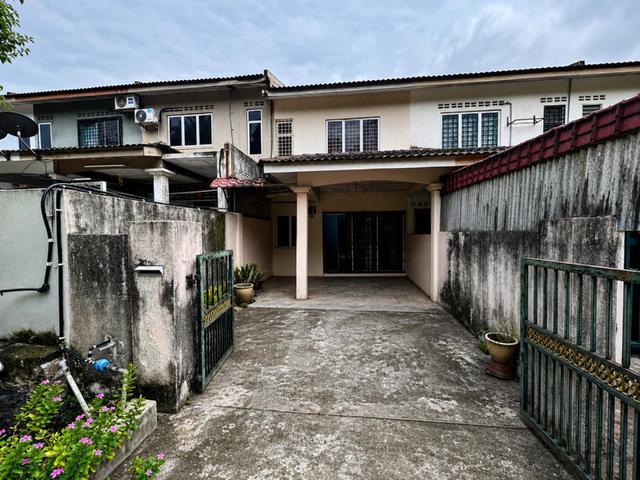 TERMURAH Bandar Rinching Seksyen 4 Semenyih Double Storey Terrace