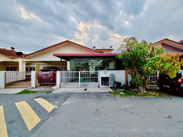TERMURAH CANTIK Single Storey Terrace Taman Langat Murni Banting