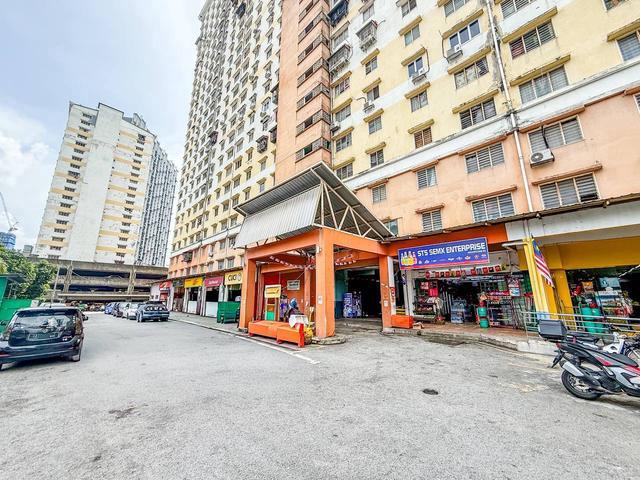 TERMURAH CORNER UNIT Apartment Flora Damansara Damansara Perdana