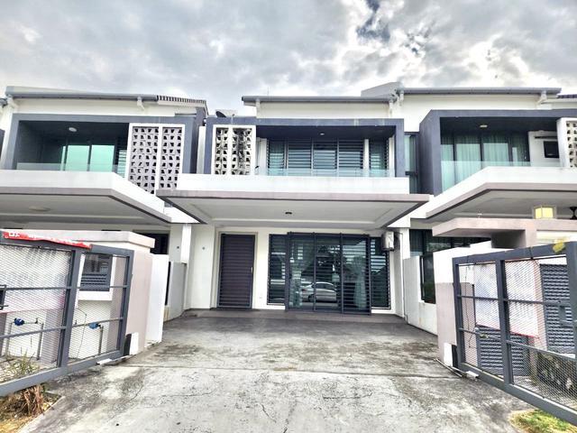 TERMURAH DI FEEREA 2 Storey Terrace FERREA Denai Alam Shah Alam