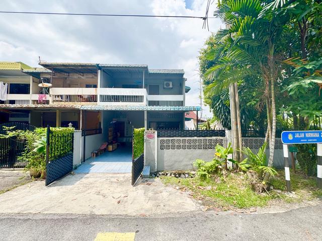 TERMURAH Double Storey Corner Lot Terrace House Taman Nirwana