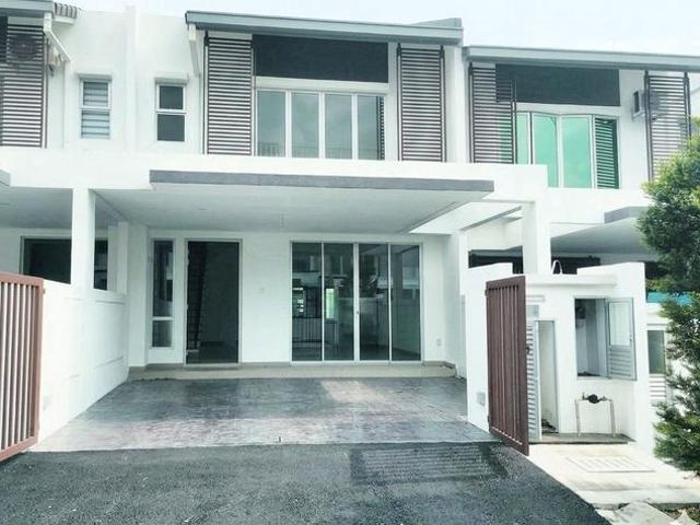TERMURAH Double Storey Terrace Dayana Nilai Impian Nilai