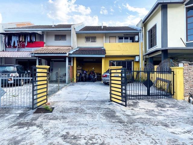 TERMURAH Double Storey Terrace Seksyen 4 Bandar Baru Bangi