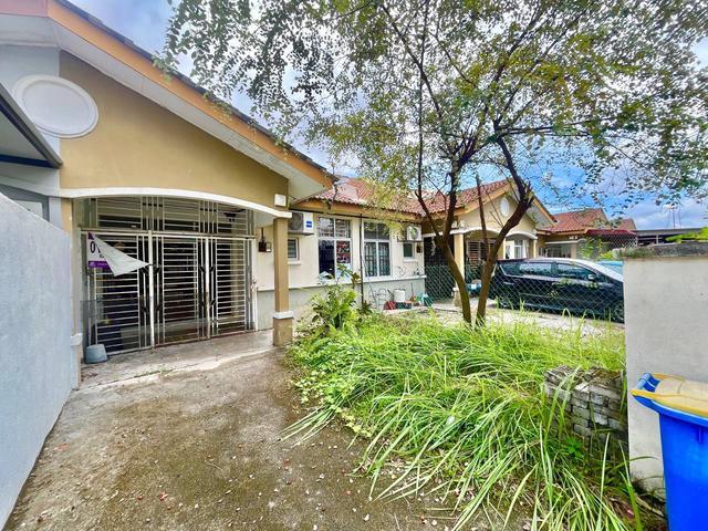 TERMURAH FACING OPEN Rumah Teres Setingkat SP 1 Bandar Saujana Putra
