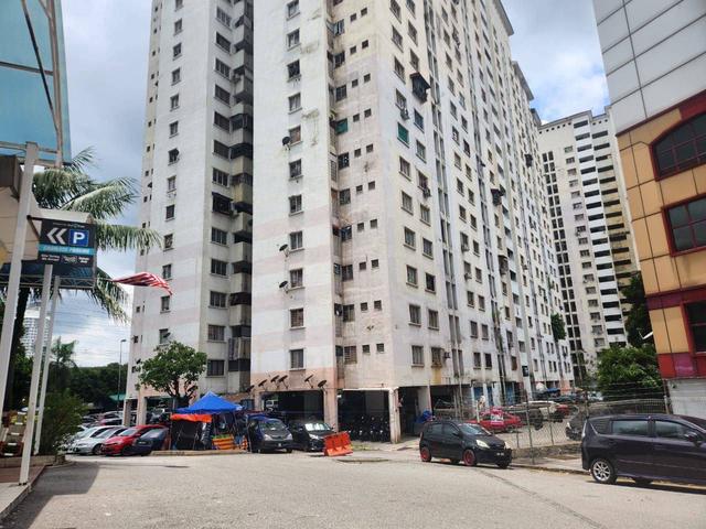 TERMURAH Flat Pelangi Damansara Petaling Jaya