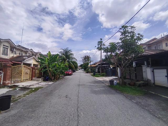 TERMURAH FULL LOAN 2 Storey Jalan Anggerik Bukit Sentosa