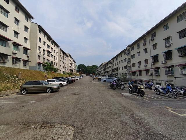 TERMURAH FULL LOAN Putra Permai Apartment Type B Seri Kembangan