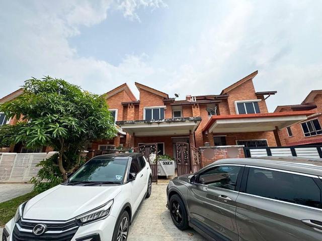 TERMURAH Renovated 2 Storey Terrace Alam Budiman Setia Alam 4bed 4b