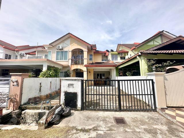 TERMURAH SIZE BESAR 2 Storey Terrace Seksyen 7 Bandar Baru Bangi
