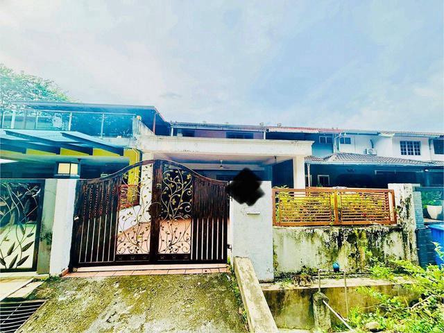 TERMURAHFor Sale Double Storey Terrace House Seksyen 4Shah Alam
