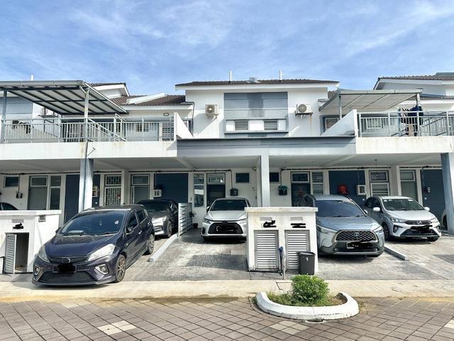 TERMURAHGround FloorFor Sale Townhouse Simfoni Perdana Puncak Alam