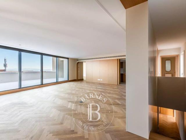 Terraço e vista rio 299m² São Vicente