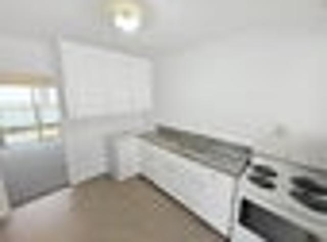 Terrace End, 2 bedrooms, $440 pw