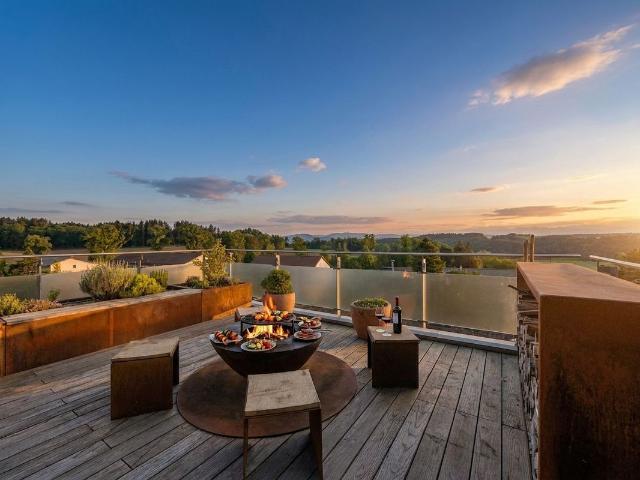 Terrace house with 5.5 rooms on sale in Wohlen b. Bern 183 m² | dreamo. Ch