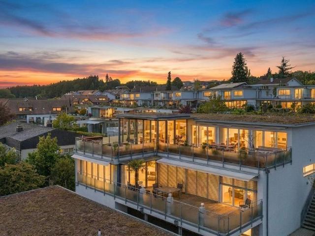Terrace house with 5.5 rooms on sale in Wohlen b. Bern 183 m² | dreamo. Ch