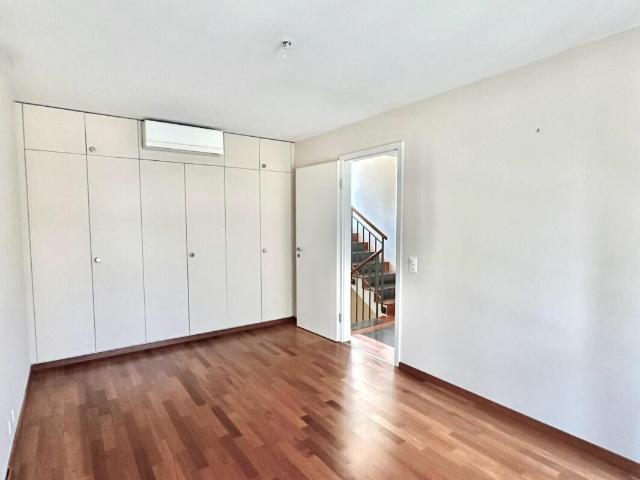 Terrace house with 9 rooms for rent in Genève 300 m² | dreamo. Ch