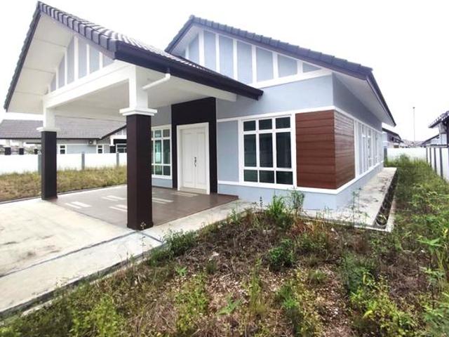 Terrace Semi D Bungalow at Taman Bukit Senawang Perdana