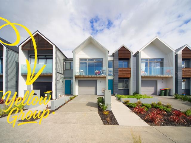 TERRACED TOWNHOUSE LONG BAY