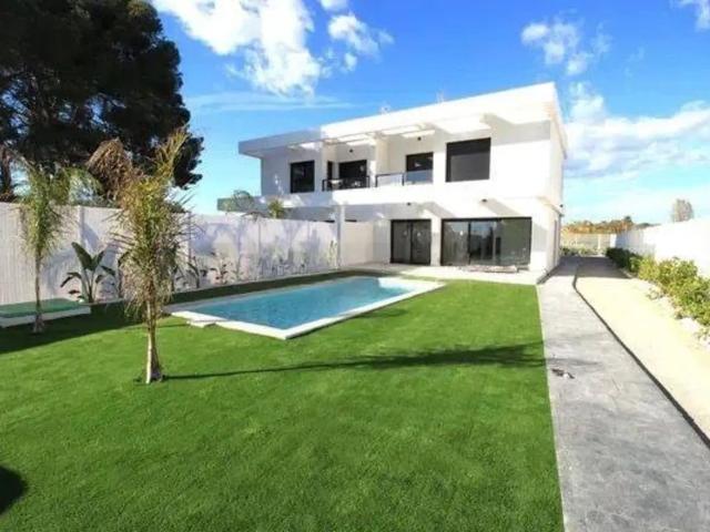 Terraced Villa for rent in Bétera, Valencia