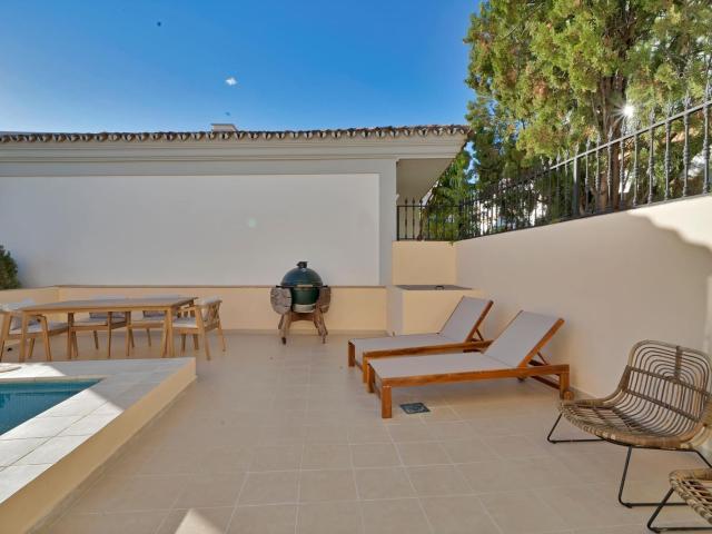 Terraced Villa for rent in Marbella, Málaga