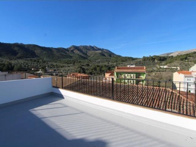 Terraced Houses en Venta en Castell de Castells, Alicante