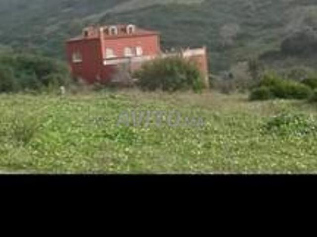 Terrain avec villa à vendre