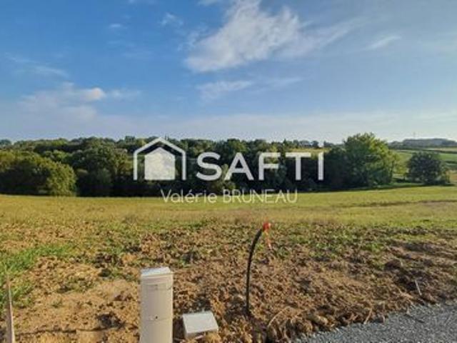 TERRAIN A BATIR 1300 M2 / VIABILISE / CALME