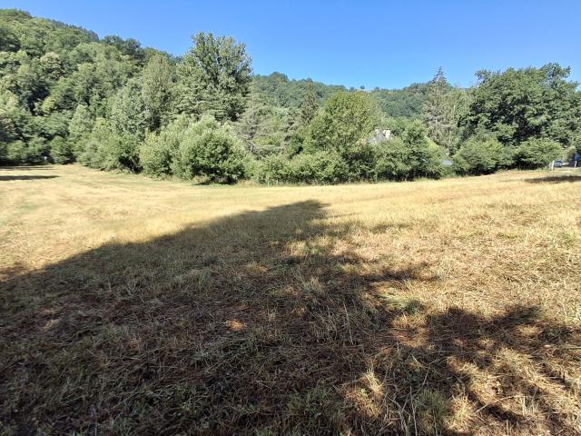 TERRAIN A BATIR 6000M2 VILLECOMTAL