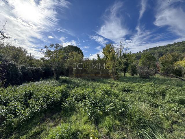 TERRAIN A BATIR 626m2 Carnoules