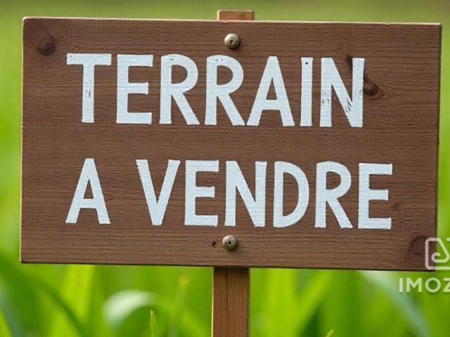 Terrain à batir 655m2 Libre constructeur
