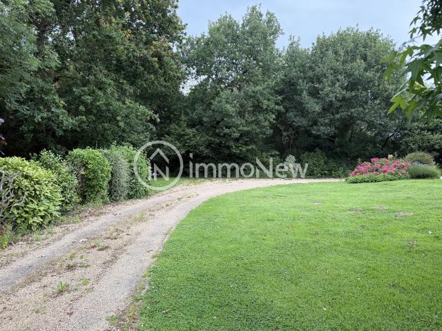 Terrain à bâtir 700 m2