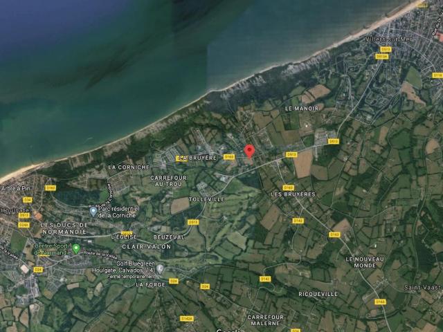 Terrain à bâtir à 3,4 km de la plage de Villers Sur Mer