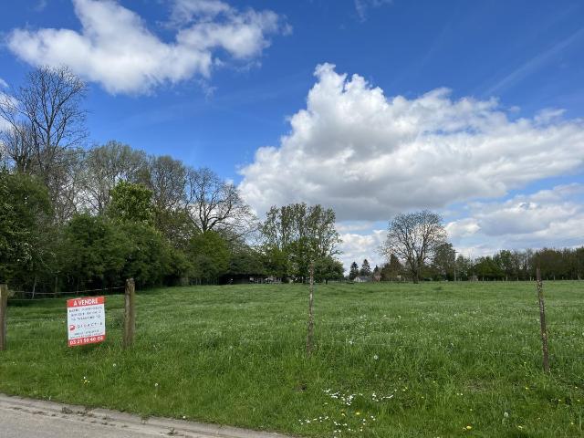 Terrain à bâtir à vendre à Achiet le Petit 62121