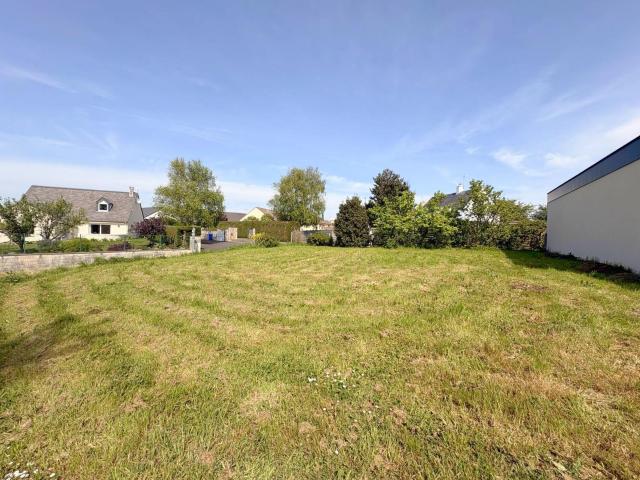 Terrain à bâtir à vendre à Bréhal 50290
