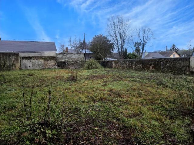 Terrain à bâtir à vendre à Château Gontier sur Mayenne 53200