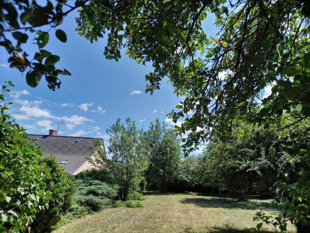 Terrain à bâtir à vendre à Châtelain 53200