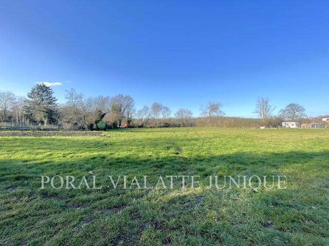 Terrain à bâtir à vendre à Druillat 01160