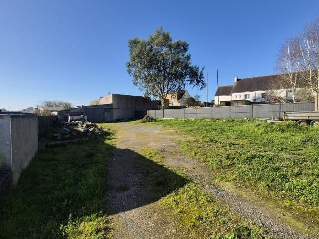 Terrain à bâtir à vendre à Landivisiau 29400