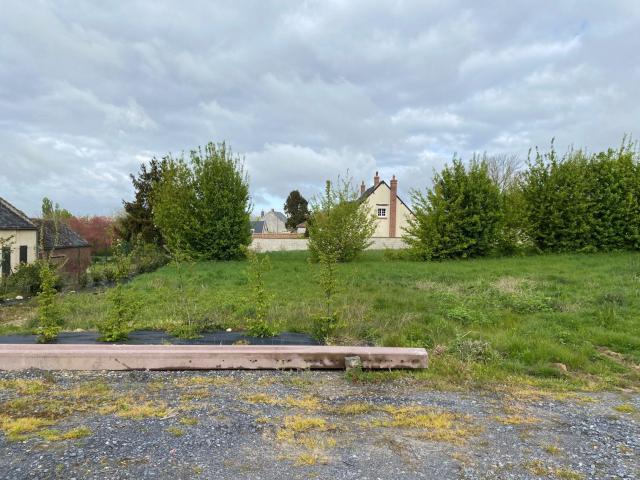 Terrain à bâtir à vendre à Montigny le Franc 02250