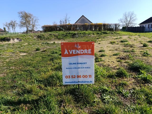 Terrain à bâtir à vendre à Onjon 10220