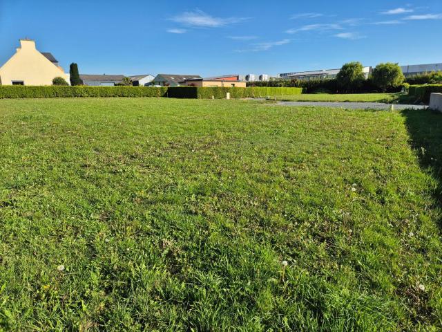 Terrain à bâtir à vendre à Saint Pol de Léon 29250