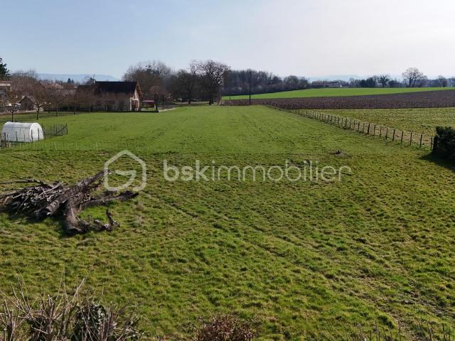 Terrain à bâtir avec Vue dégagée / Plat
