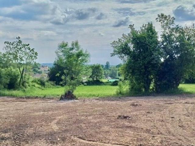 Terrain à bâtir de 0 pièces principales