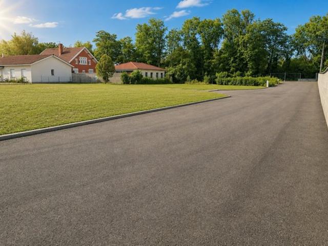 Terrain à bâtir de 0 pièces principales