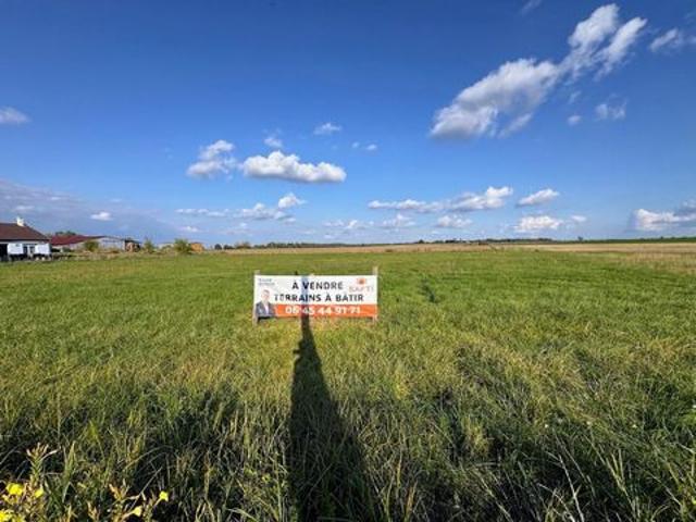 Terrain à bâtir de 1176m²