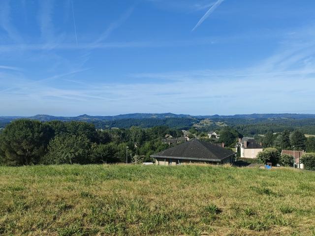 Terrain à bâtir de 1324 m2 à Vignols