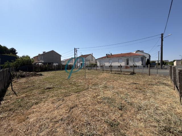 Terrain à bâtir de 249 m2