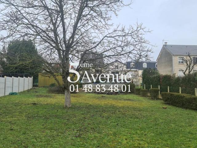 Terrain à bâtir de 257 m²